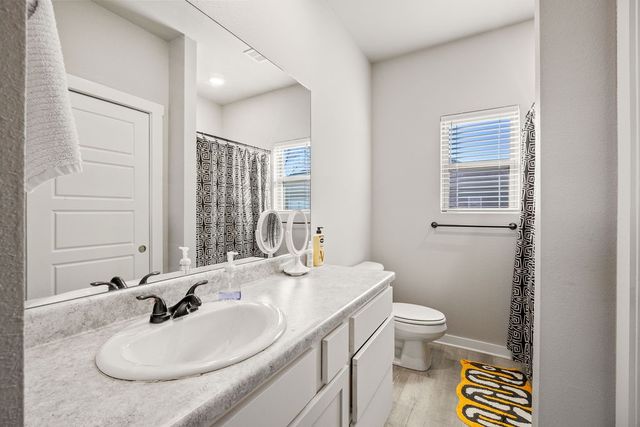 281 W Ash Street 2, Fayetteville, AR 72703