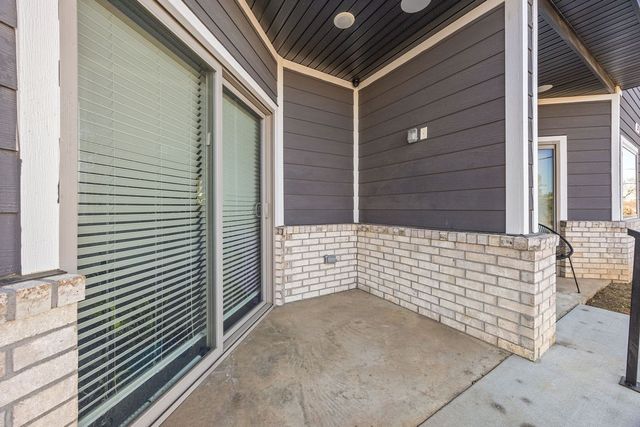 281 W Ash Street 2, Fayetteville, AR 72703