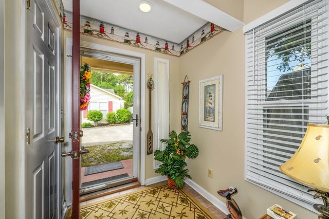 942 Tiffany Ln., North Myrtle Beach, SC 29582