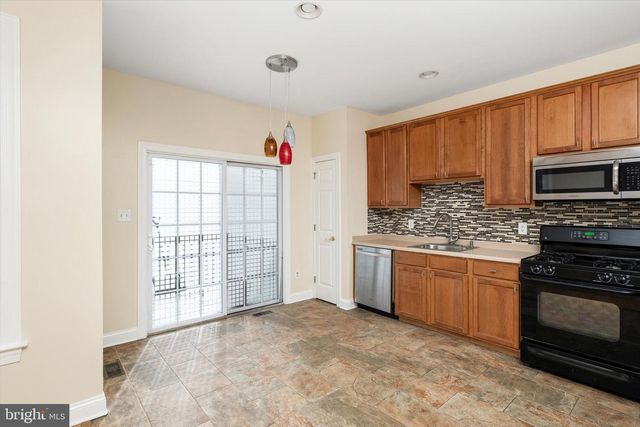 1228 PARK ST, Robbinsville, NJ 08691