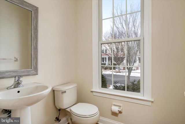 1228 PARK ST, Robbinsville, NJ 08691