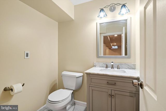 1228 PARK ST, Robbinsville, NJ 08691