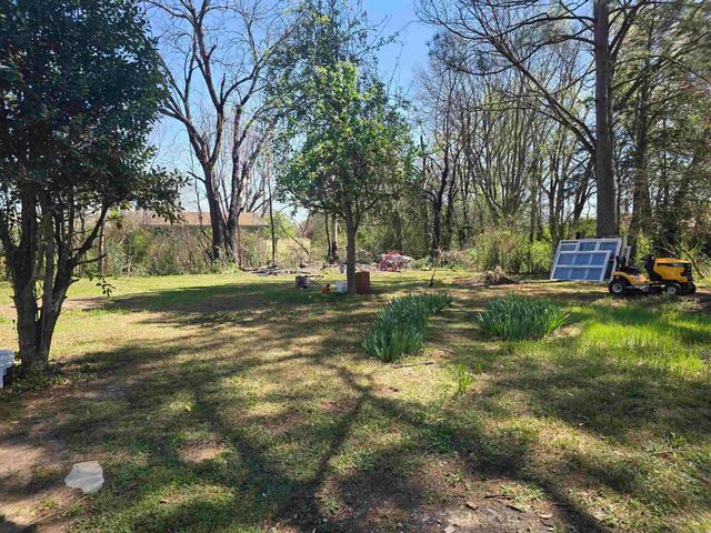 1800 White Drive, Batesville, AR 72501