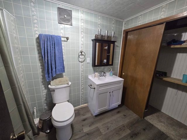 1800 White Drive, Batesville, AR 72501