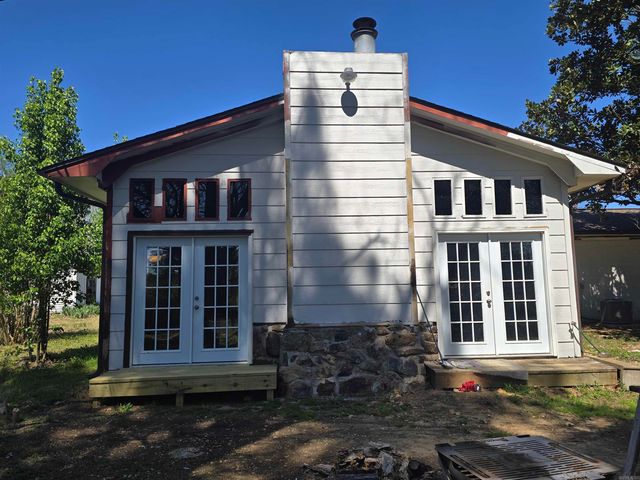 1800 White Drive, Batesville, AR 72501