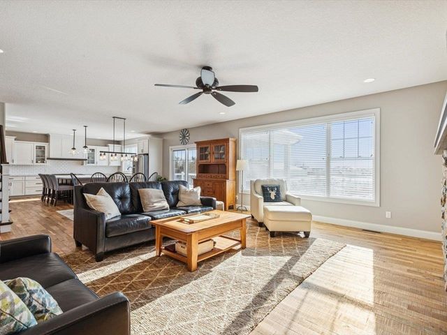 3535 Cobblestone Dr Drive, Bettendorf, IA 52722