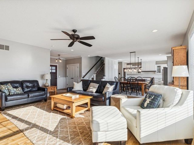 3535 Cobblestone Dr Drive, Bettendorf, IA 52722