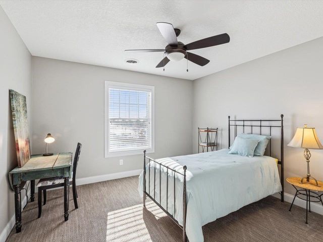 3535 Cobblestone Dr Drive, Bettendorf, IA 52722