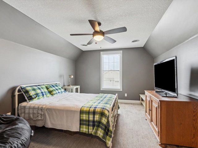 3535 Cobblestone Dr Drive, Bettendorf, IA 52722