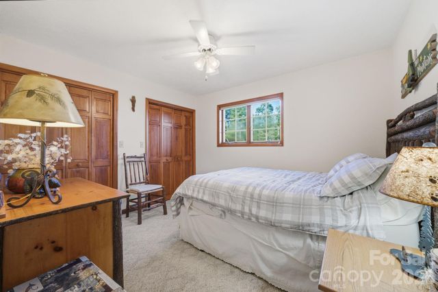 198 Hickory Hill Circle, Spruce Pine, NC 28777