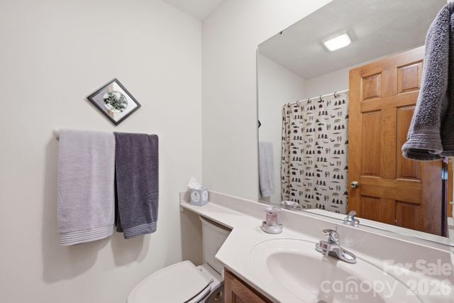 198 Hickory Hill Circle, Spruce Pine, NC 28777