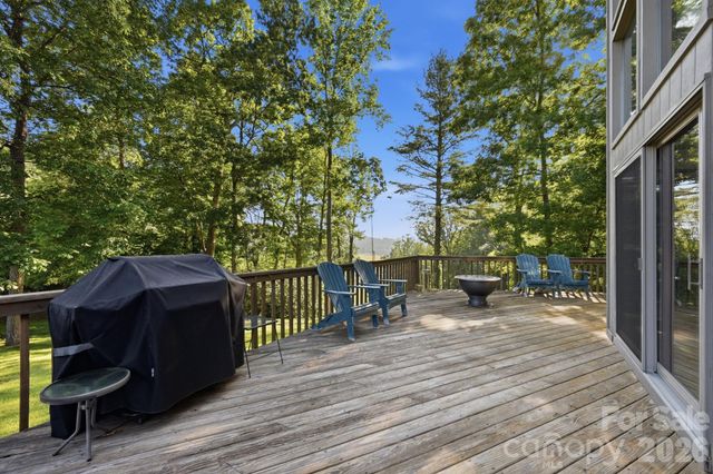 198 Hickory Hill Circle, Spruce Pine, NC 28777