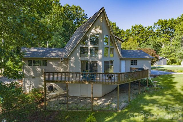 198 Hickory Hill Circle, Spruce Pine, NC 28777