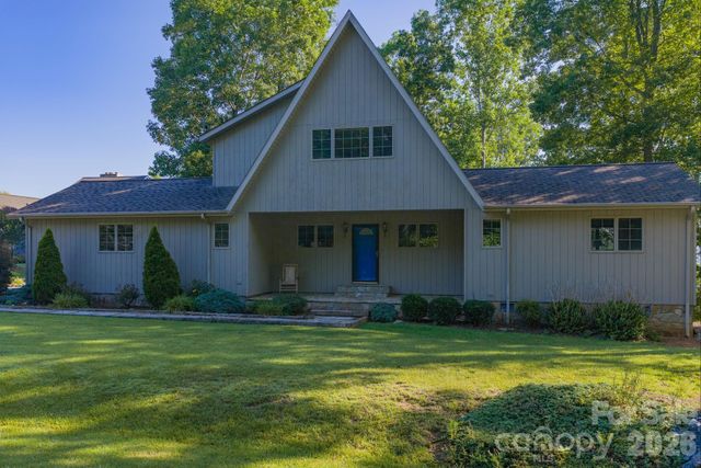 198 Hickory Hill Circle, Spruce Pine, NC 28777