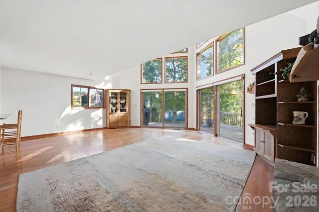 198 Hickory Hill Circle, Spruce Pine, NC 28777