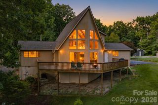 198 Hickory Hill Circle, Spruce Pine, NC 28777