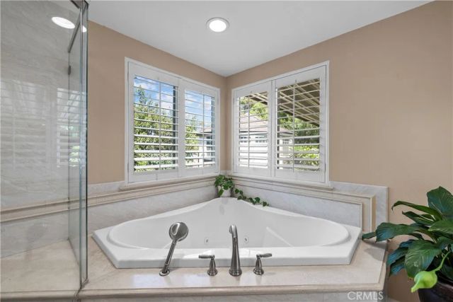 1243 S Stephora, Glendora, CA 91740