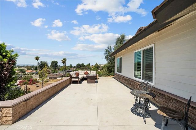 1243 S Stephora, Glendora, CA 91740