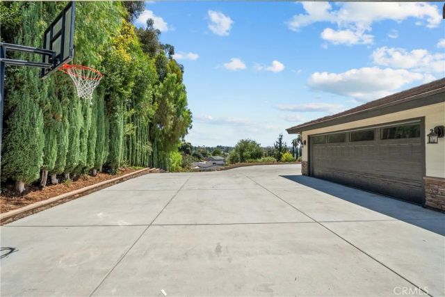 1243 S Stephora, Glendora, CA 91740