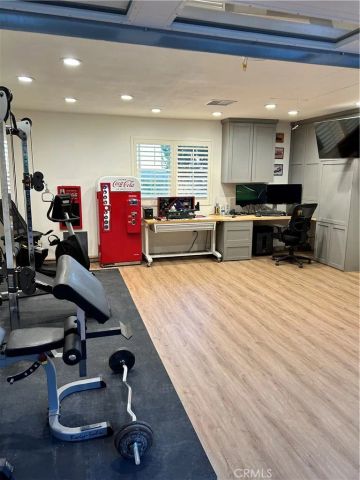 1243 S Stephora, Glendora, CA 91740