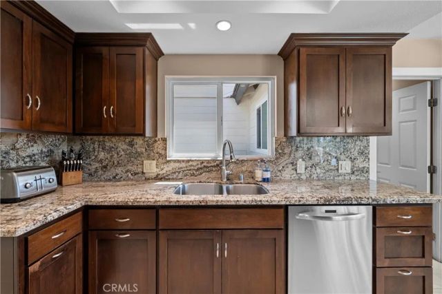 1243 S Stephora, Glendora, CA 91740