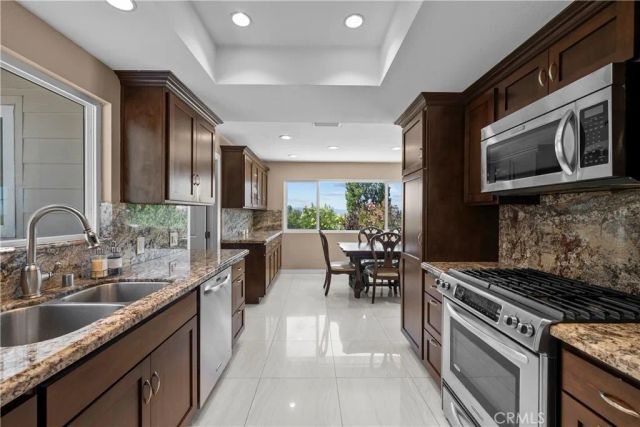 1243 S Stephora, Glendora, CA 91740