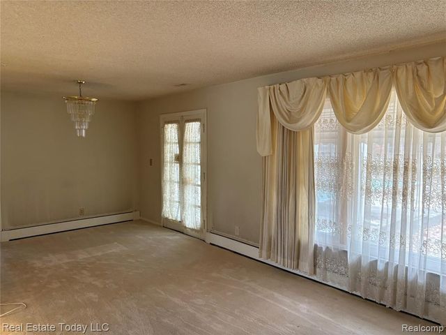 18319 Mcintyre Street, Detroit, MI 48219
