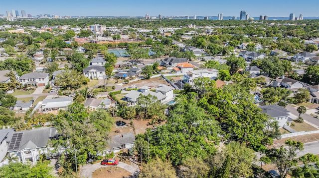 1104 S LOIS AVENUE, Tampa, FL 33629