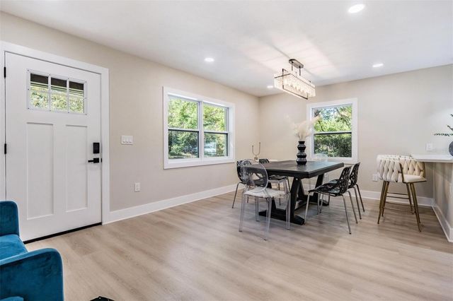 1104 S LOIS AVENUE, Tampa, FL 33629