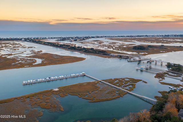 1408 Halcyon Lane, Wilmington, NC 28411