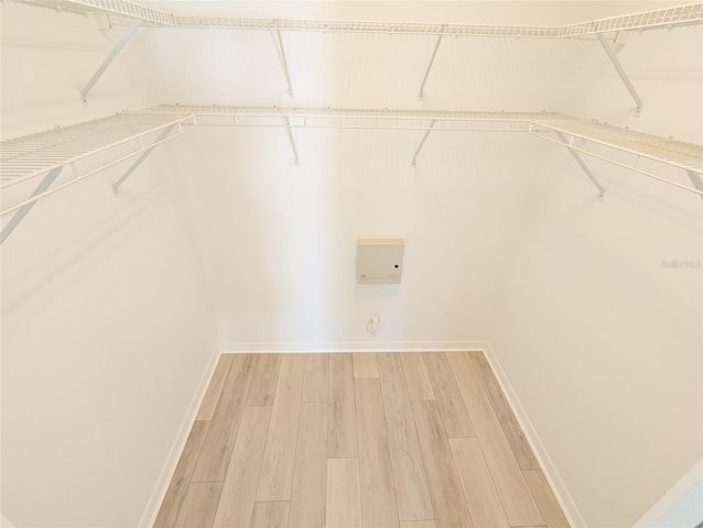 208 HEMINGWAY DRIVE, Oldsmar, FL 34677