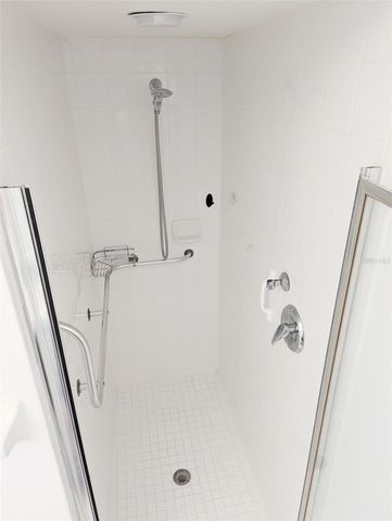 208 HEMINGWAY DRIVE, Oldsmar, FL 34677