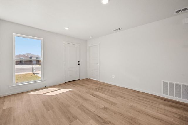 5512 Smith Street, Lubbock, TX 79416