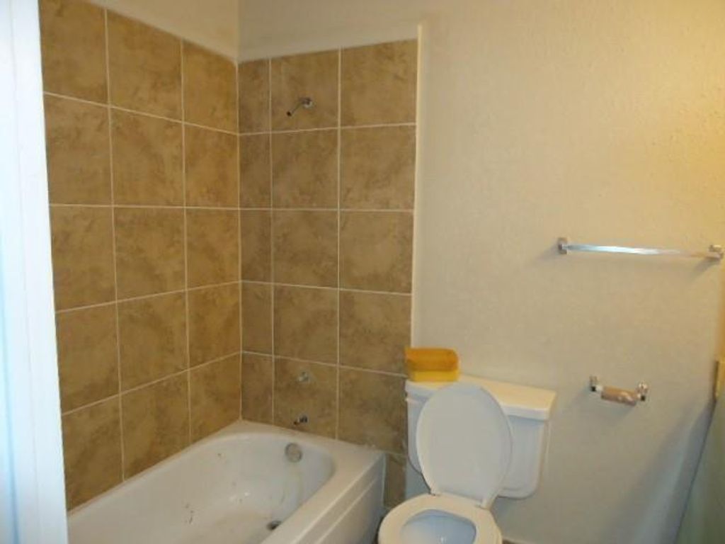12500 Sandpiper Drive 88, Houston, TX 77035
