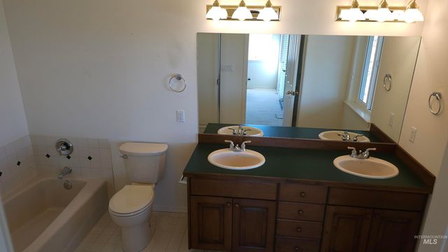 286 River Vista Pl, Twin Falls, ID 83301