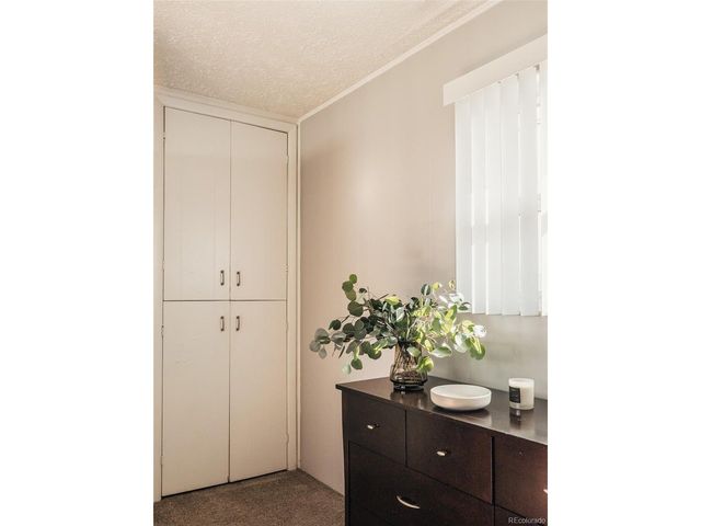 581 Del Norte St, Denver, CO 80221