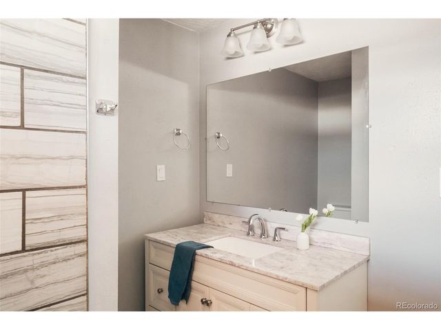 581 Del Norte St, Denver, CO 80221