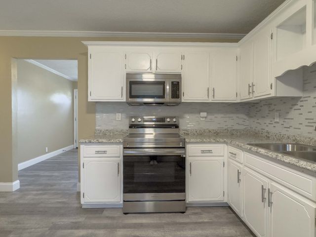 115 Gail St, Oak Grove, KY 42262