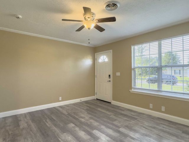 115 Gail St, Oak Grove, KY 42262