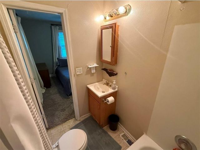 419 N Willis Avenue, Independence, MO 64050