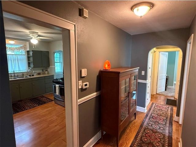 419 N Willis Avenue, Independence, MO 64050