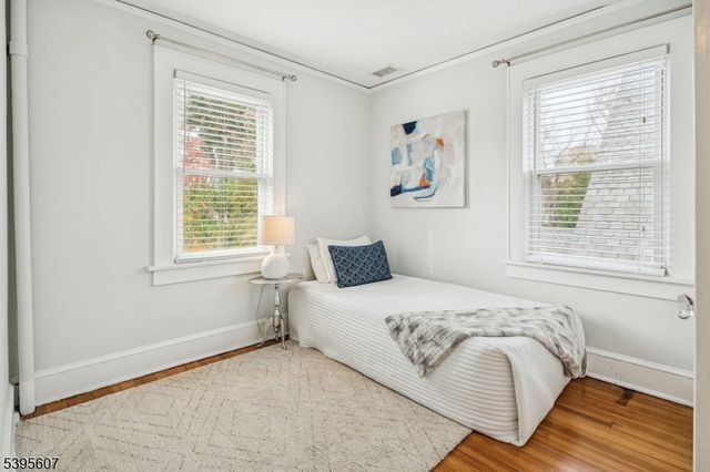 19 Division Ave, New Providence Boro, NJ 07901