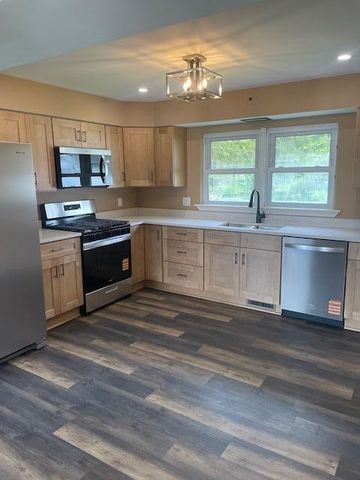 1221 Campbell Street, Valparaiso, IN 46385