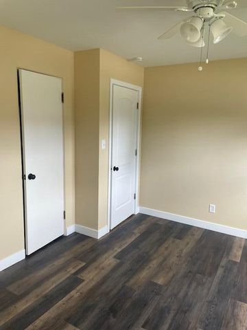 1221 Campbell Street, Valparaiso, IN 46385