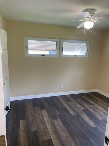 1221 Campbell Street, Valparaiso, IN 46385