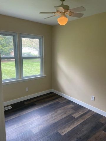 1221 Campbell Street, Valparaiso, IN 46385