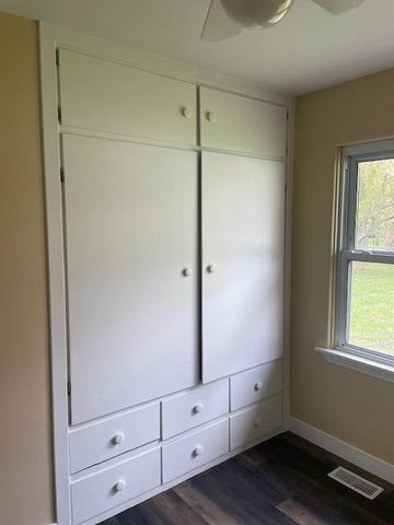 1221 Campbell Street, Valparaiso, IN 46385