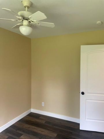 1221 Campbell Street, Valparaiso, IN 46385