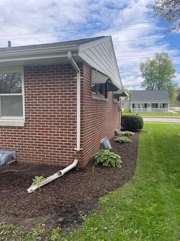 1221 Campbell Street, Valparaiso, IN 46385