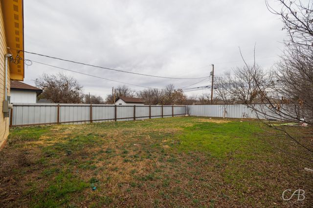 1317 Chestnut Street, Abilene, TX 79602